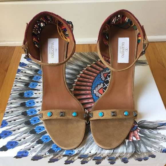 🎊SOLD🎊 Valentino Garavani Rockstud Fringe Sandal - Picture 4 of 8